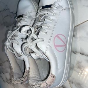 Valentino Sneakers